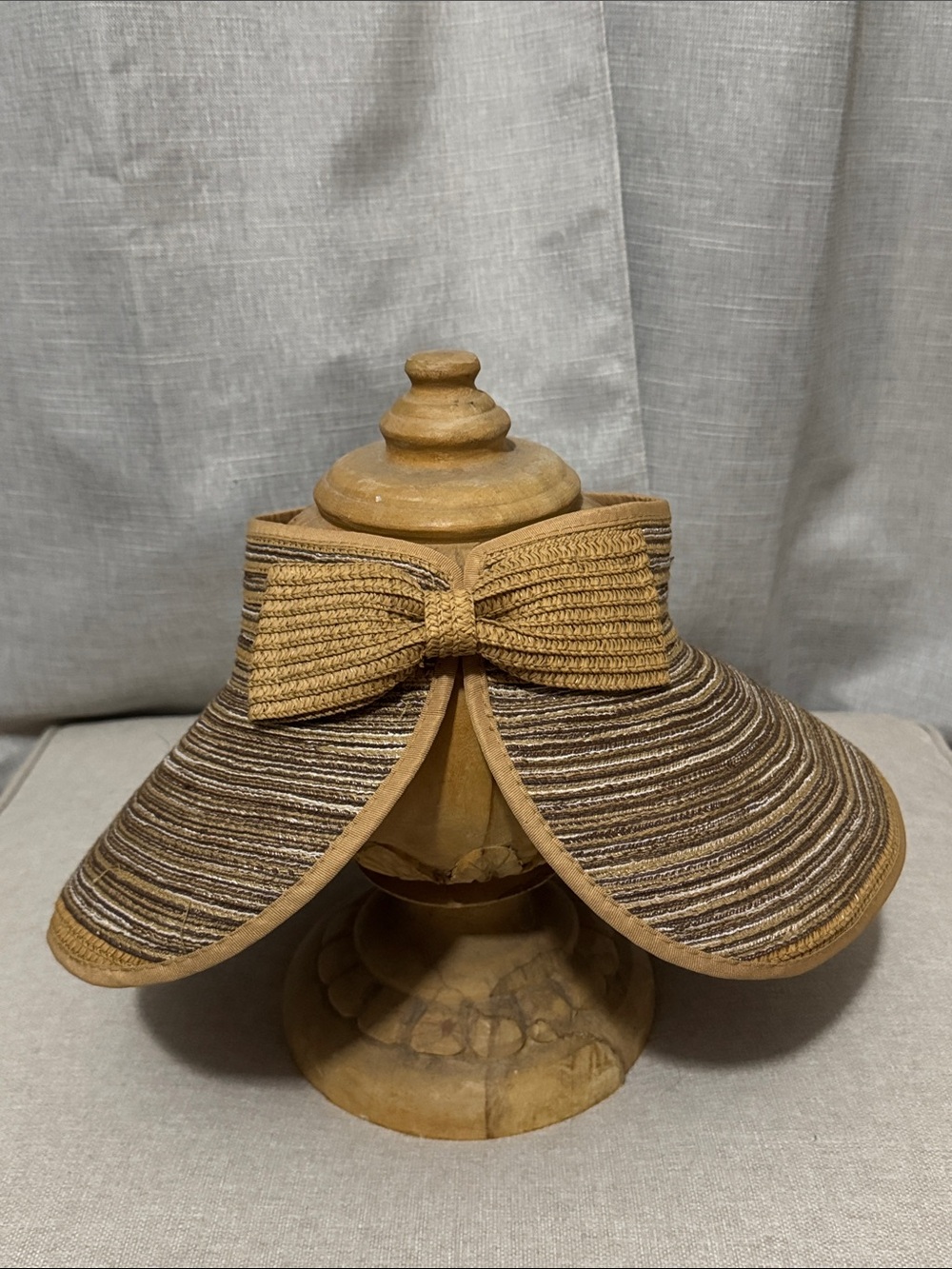 Gorgeous Magid Sun Visor-Earth Tones-Striped-Paper Material-Rear Bow Detail-EUC - Picture 2 of 14